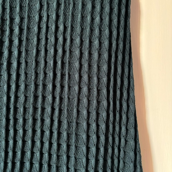 Zara Cable Knit Midi Skirt in Dark Green - Picture 5 of 8